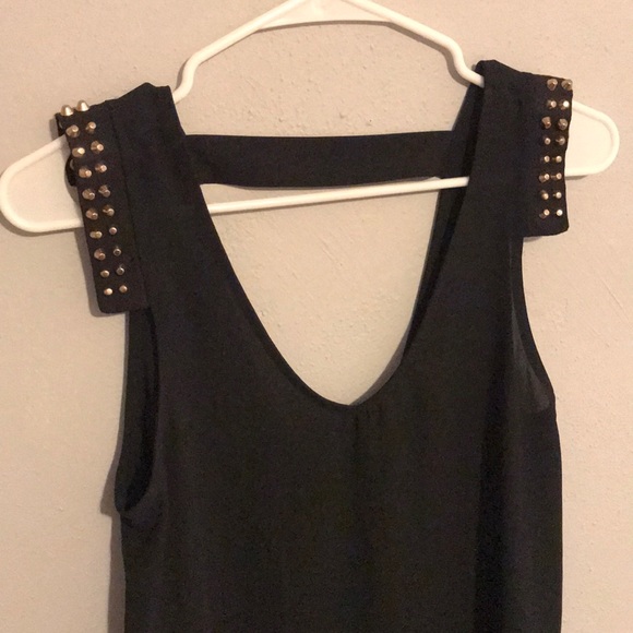 Lush Studded Tank - Picture 2 of 6